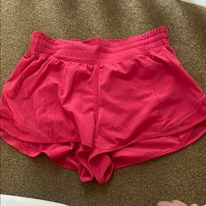 lulu hottie hot shorts
